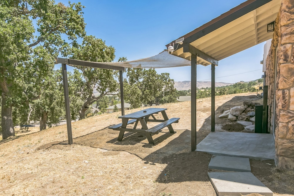 Desert Mountain Escape With Private Hot Tub 1 Bedroom Home
