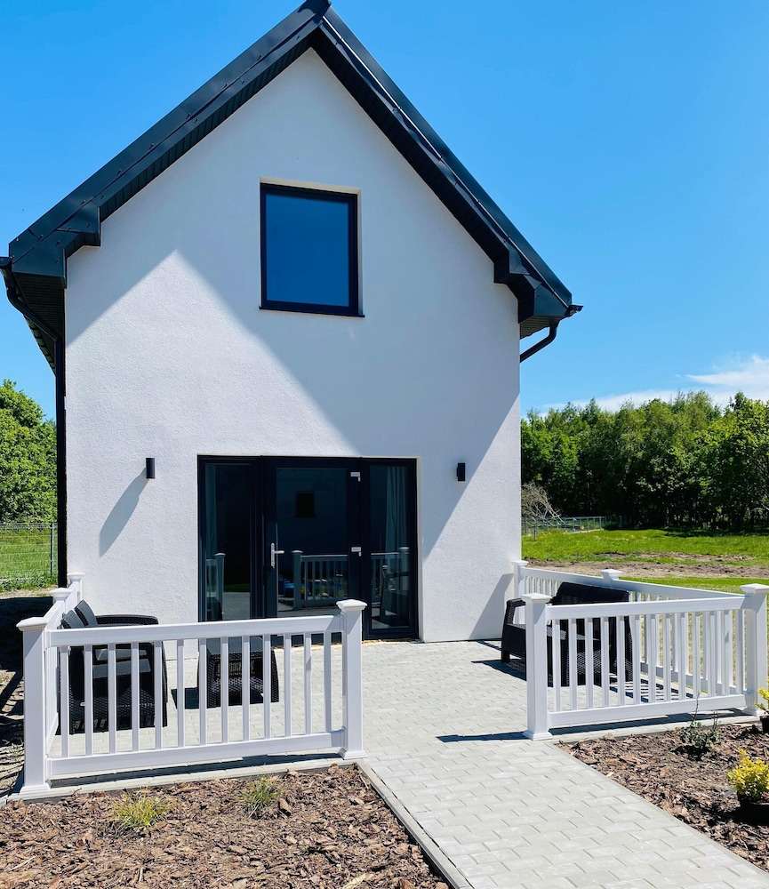 Summer House in Jaroslawiec Near Beach