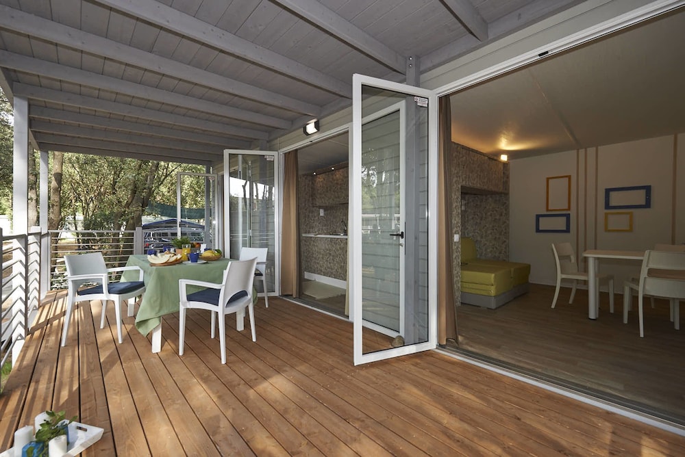 Baia Domizia Camping Village