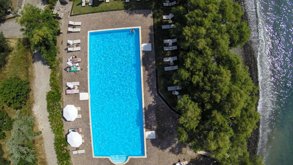 Olive Press Hotel & Apartments