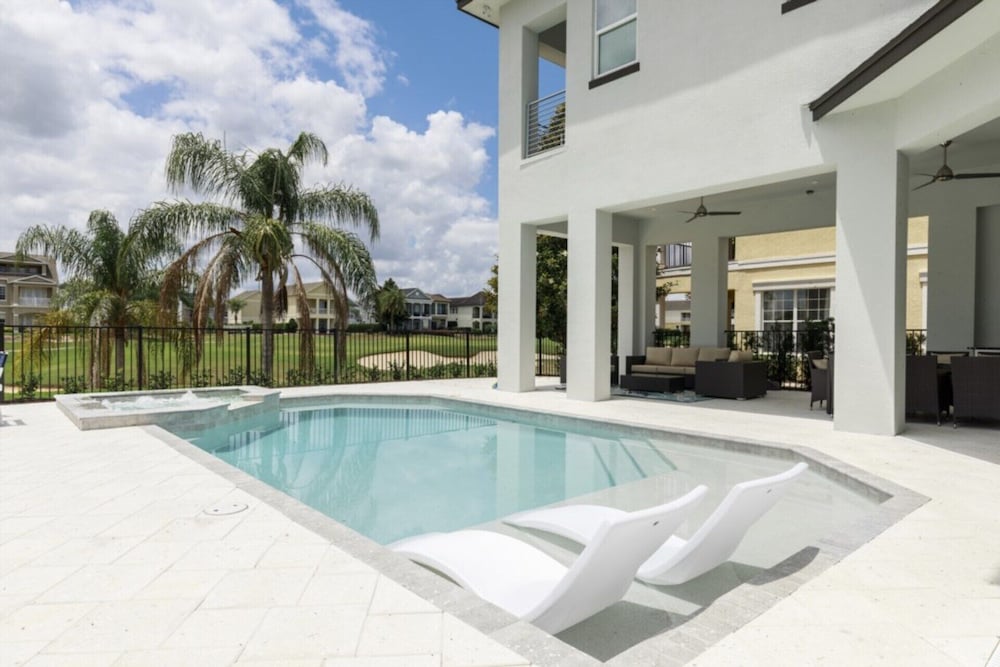 Luxury 6 Bedroom Villa on Reunion Resort and Spa, Orlando Villa 3095 - Image 2