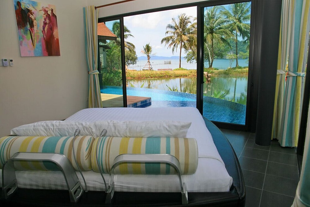Tha Lane Bay Villa