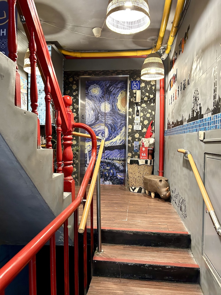 Ximen Triple Tiger Hostel