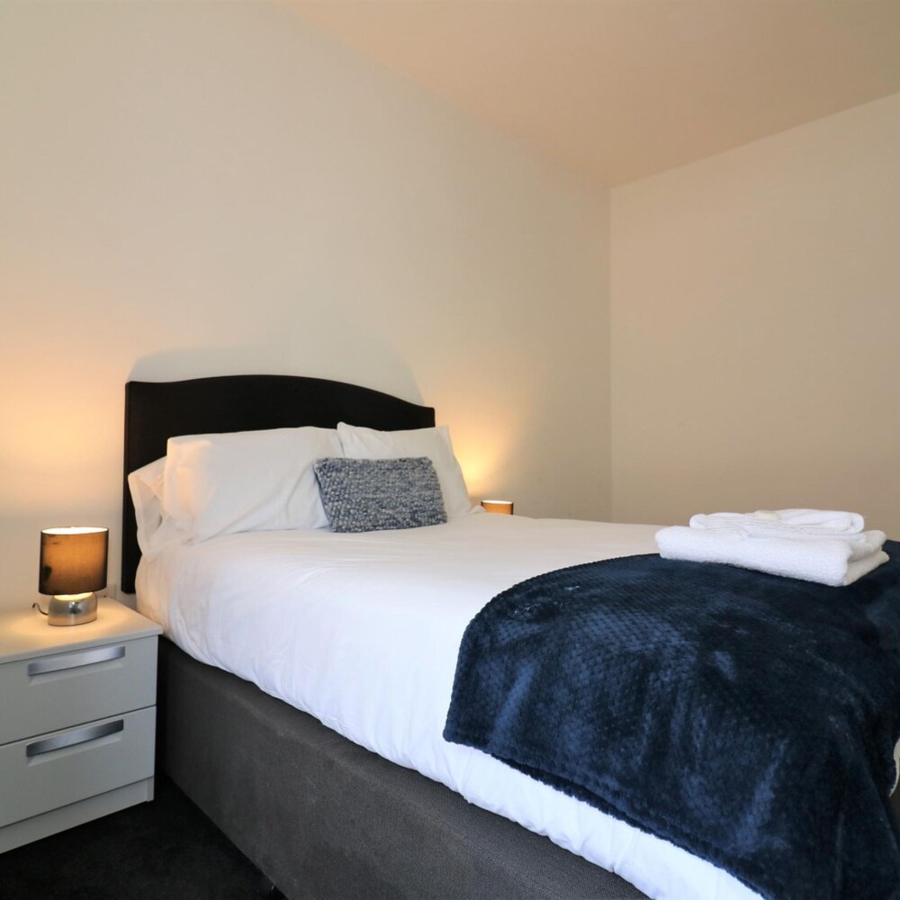 No 9 Bonnet Apartments - 3 Bed