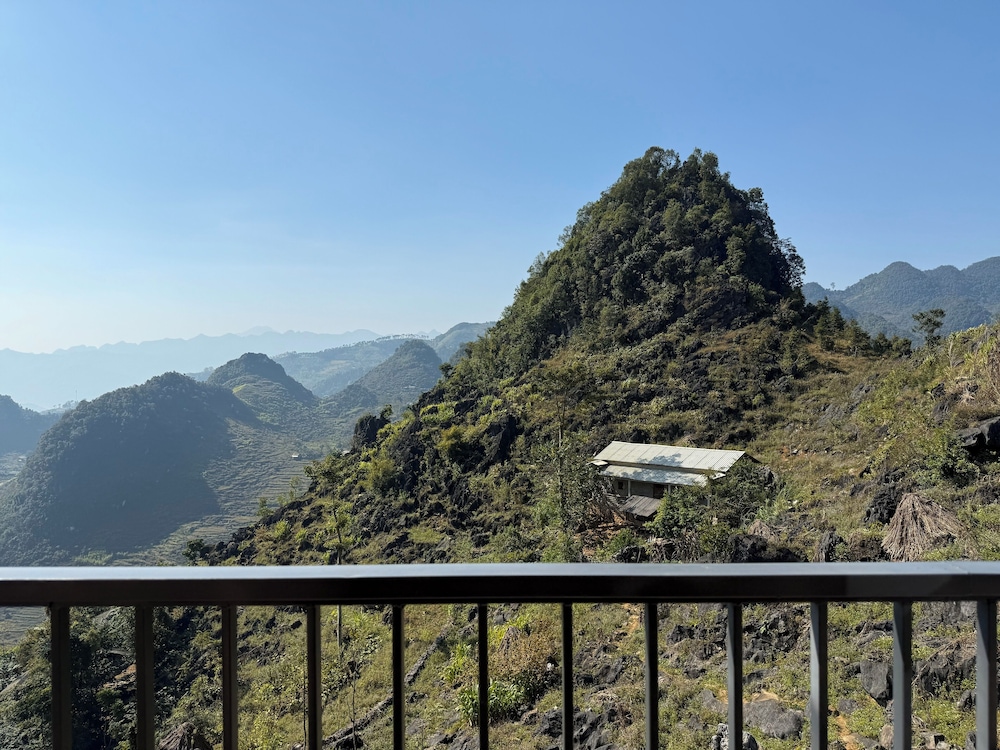 Ha Giang Aya Lodge