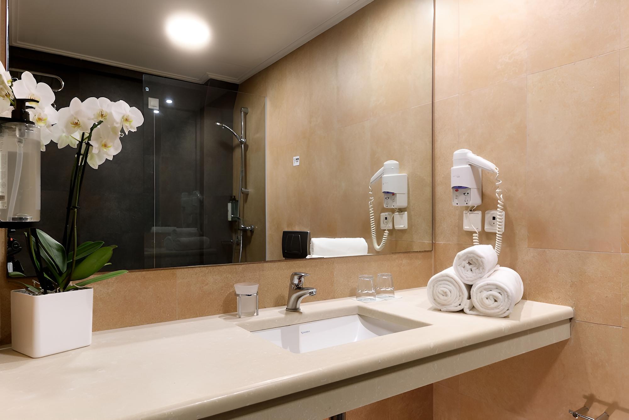 Aphrodite Hotel