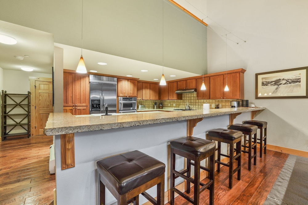 Grandeur at Elevation 3 Bedroom Loft 3 Condo