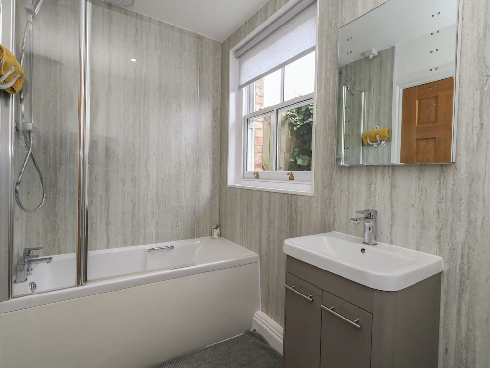 Flat 1 - Sandbanks
