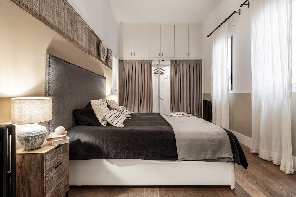 Cremano - 1 Bedroom and Office in Centro