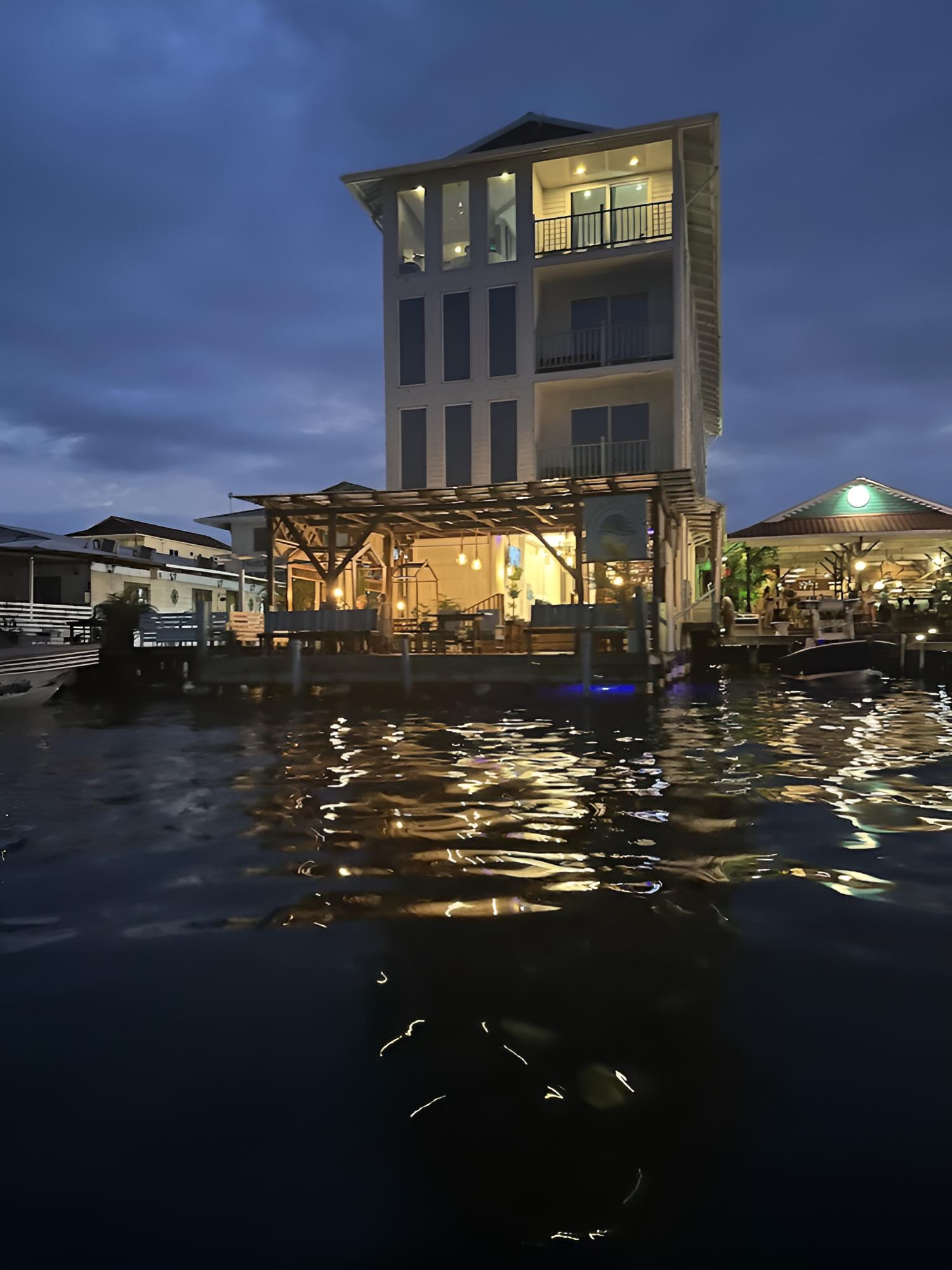Ocean Sky Bocas