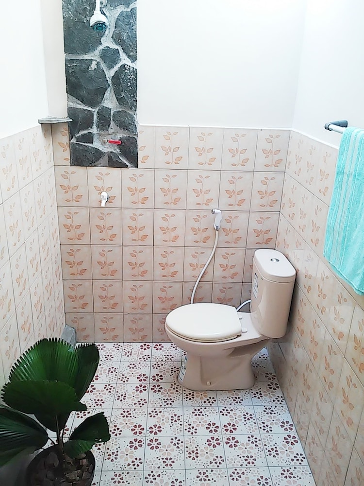 Mettaloka Guest House and Art Space