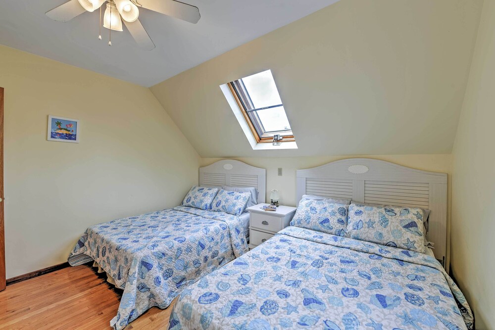 Charming Hyannis Home w/ Deck: Walk to Beach! view 4