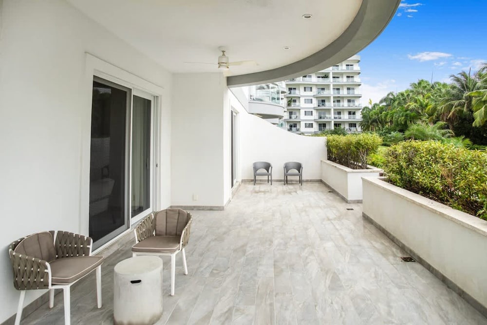 Garden Villa Condo at ONE Cable Beach