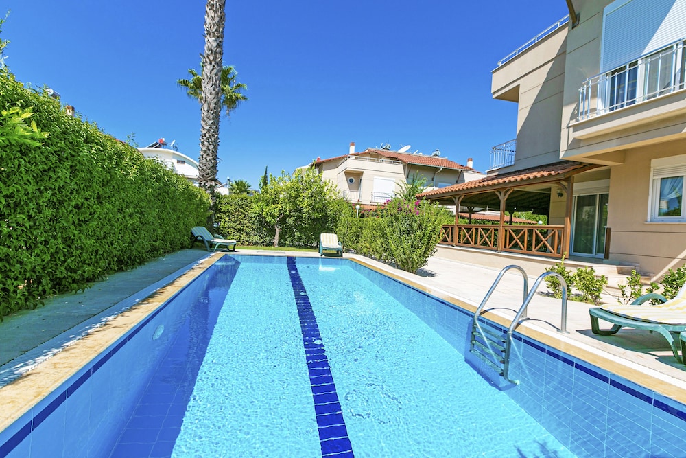 Paradise Town Villa Gordon