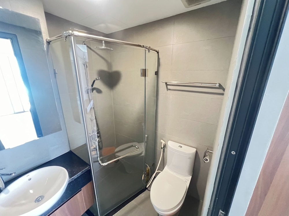 Luxury The Goldview Apartment - Saigon Center Riverside