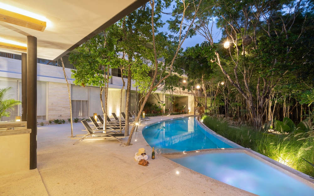 Attha Cenote Luxury Condo - Property Image 103