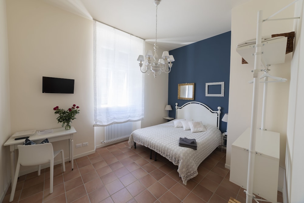 Dogana d'Acqua Art B&B