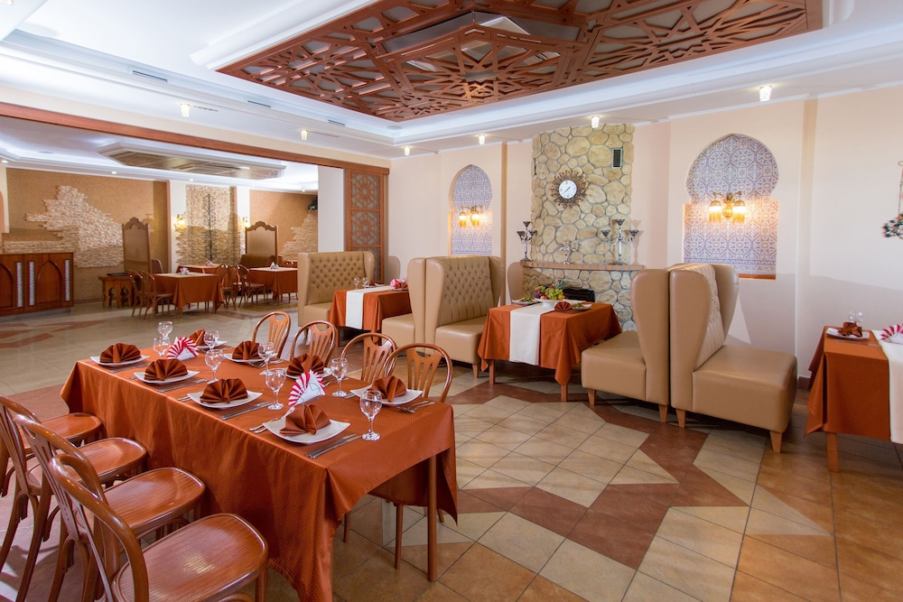 Tranzit Hotel