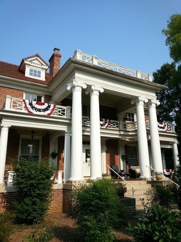 The Boxley Place Inn