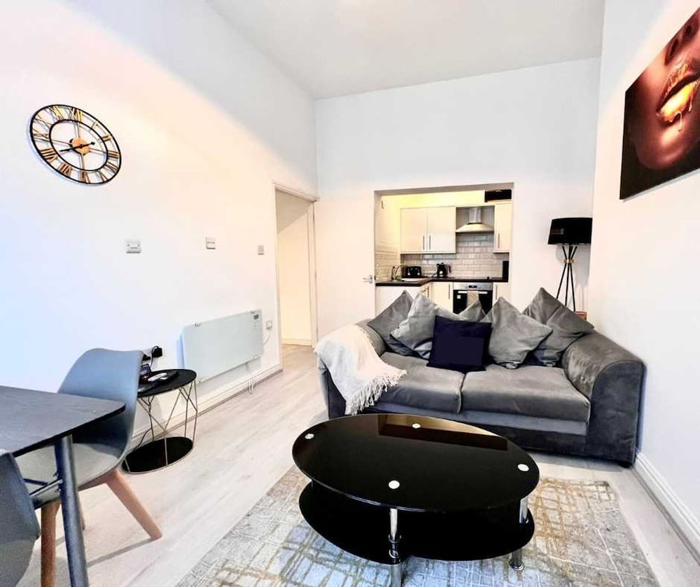 Liverpool Modern Irwell Stay