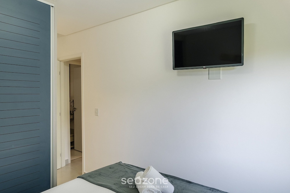Comfort and Leisure 500m From the Beach - Ire0022
