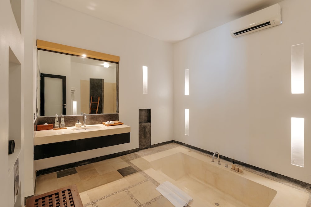 The Seminyak Suites Private Villas
