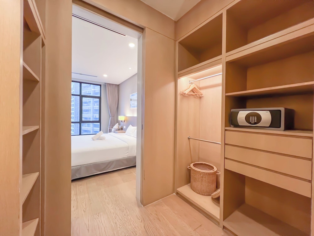 188 Suites by Manhattan Group