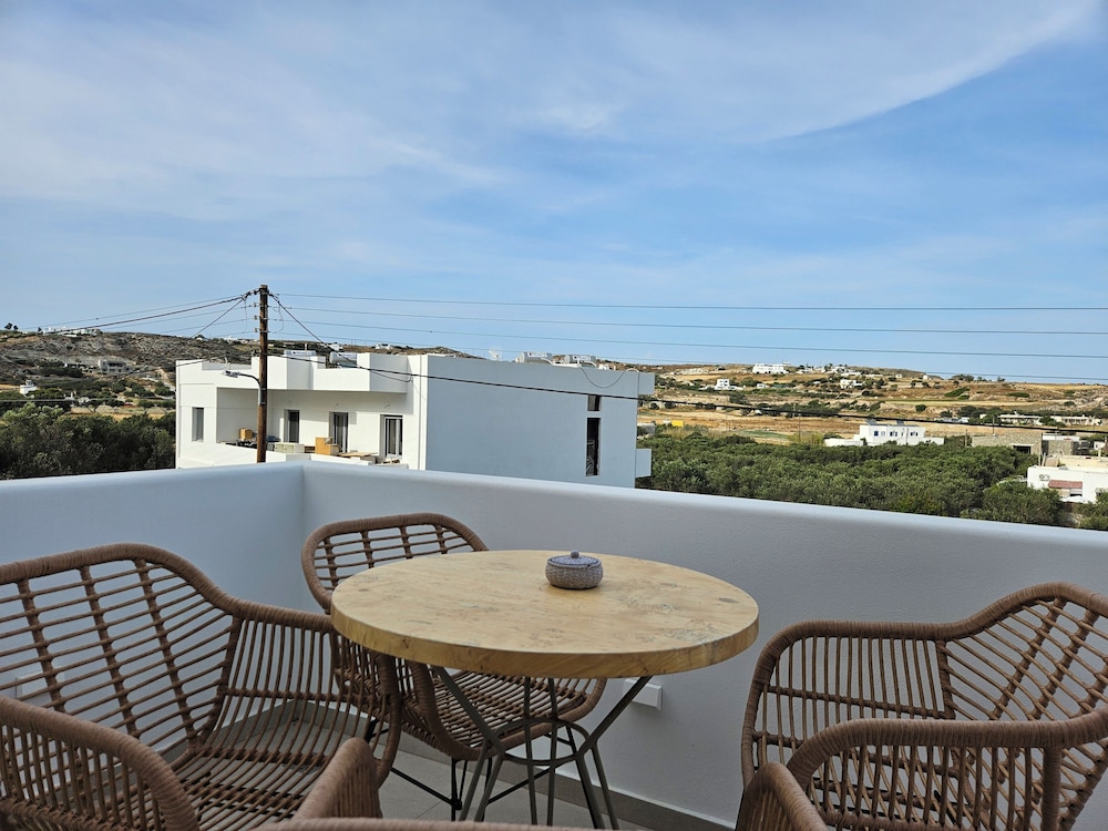 Aristotle Suites