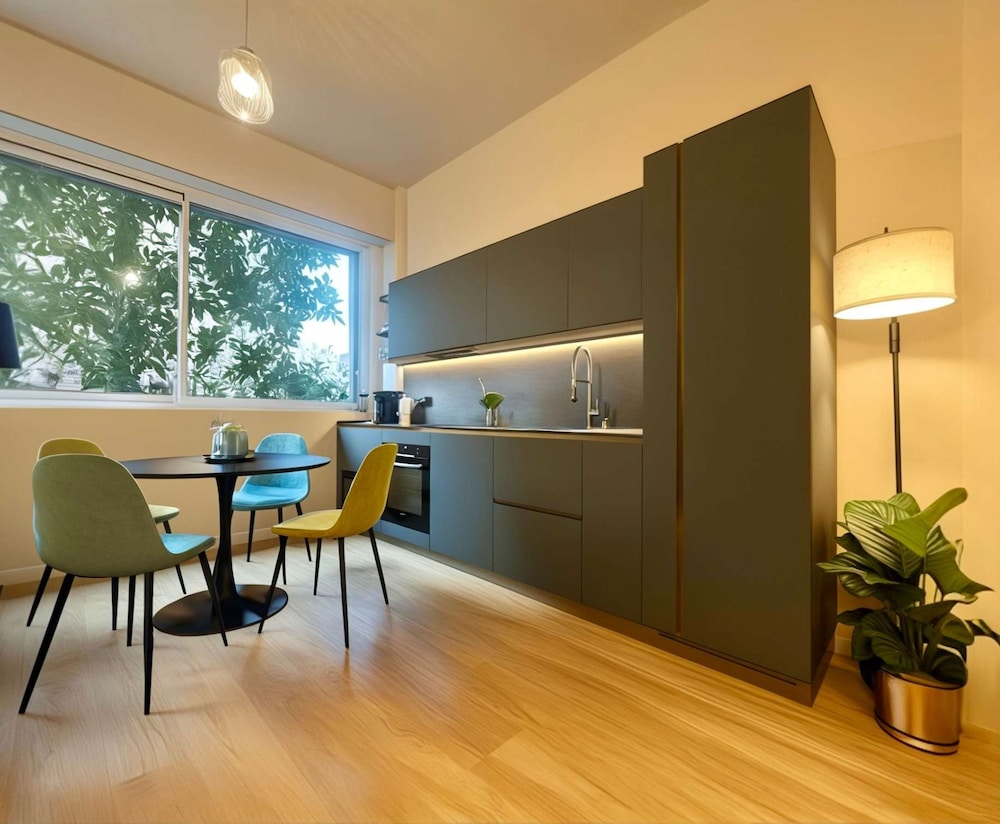 Casa Anna in Milano With 1 Bedrooms and 1 Bathrooms