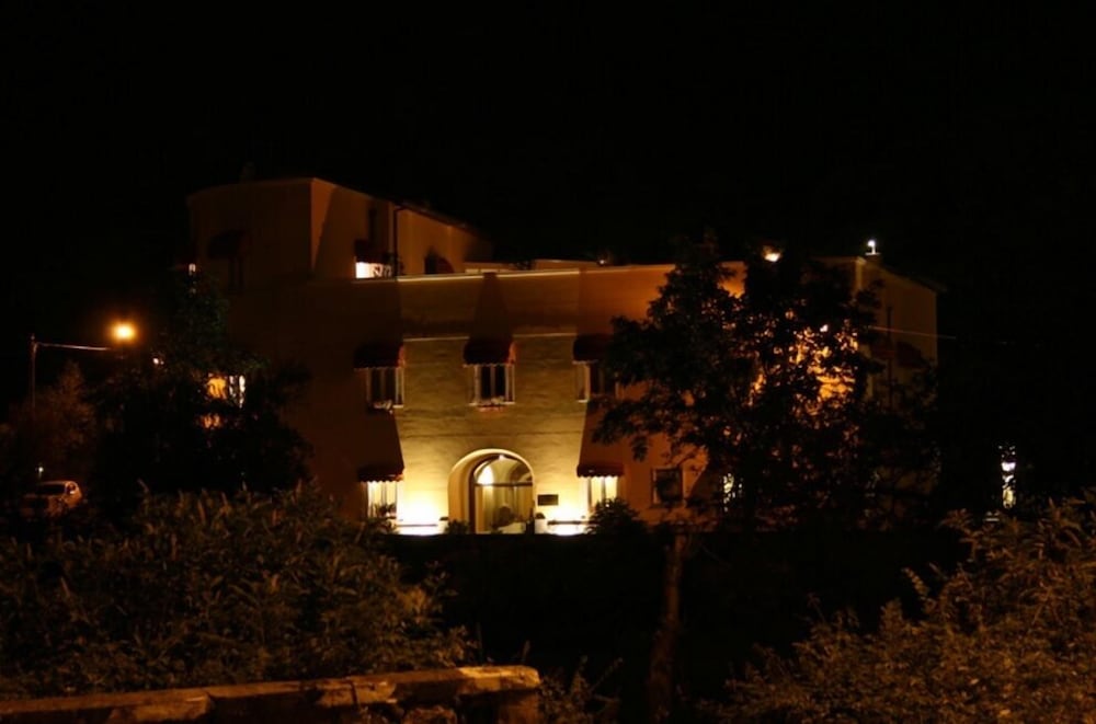 San Leucio Resort