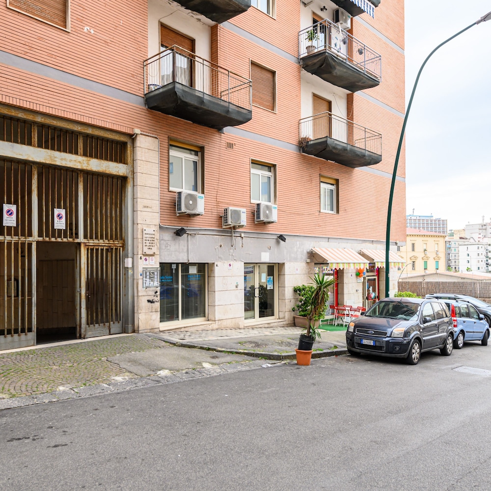 Via Coriolano 8 in Naples
