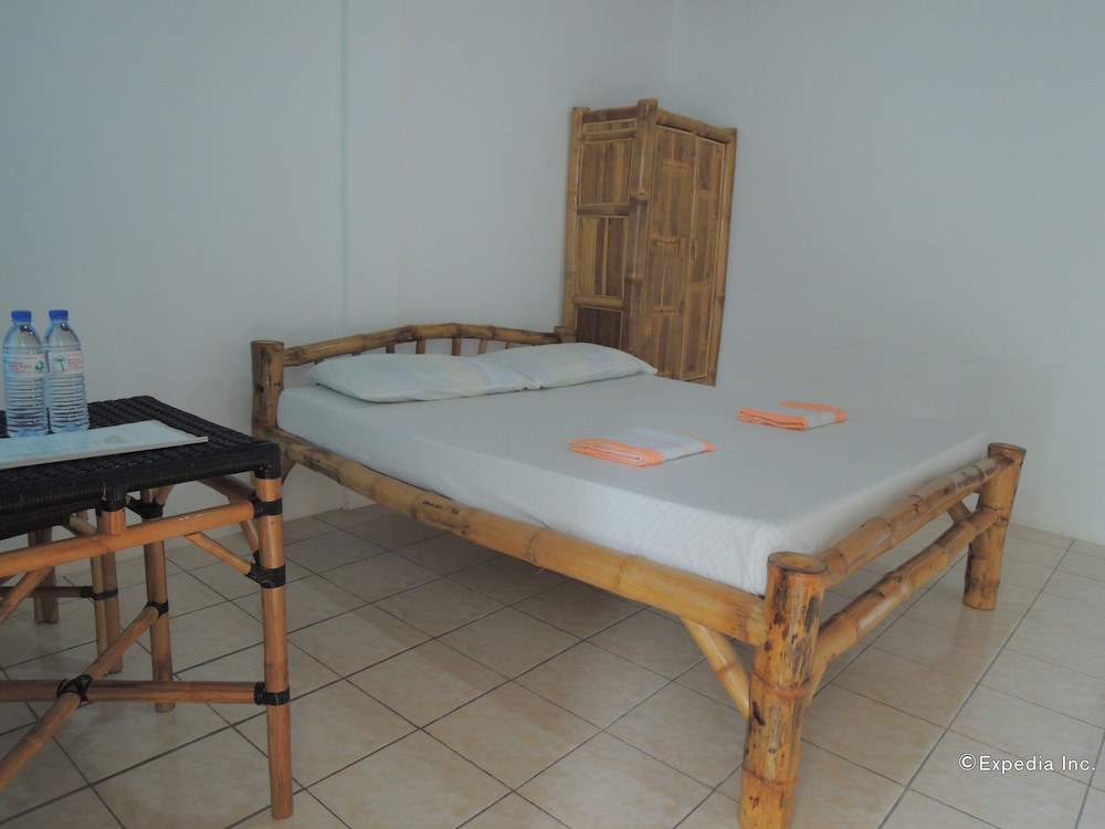 Moalboal Beach Resort