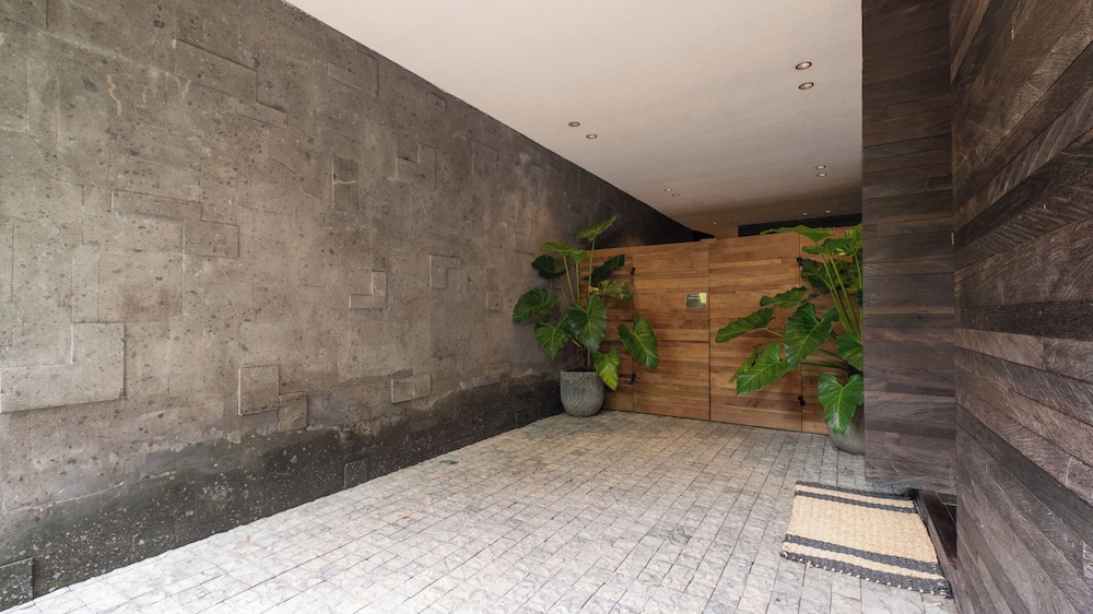 Villa Fiji by Villa Finder