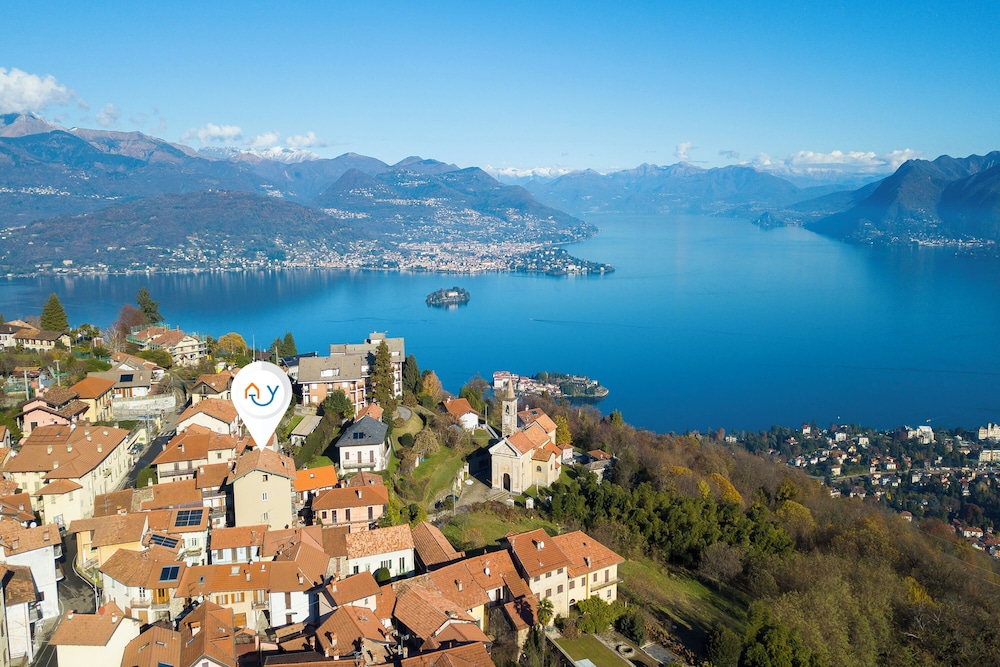 Gaia on Stresa Hill