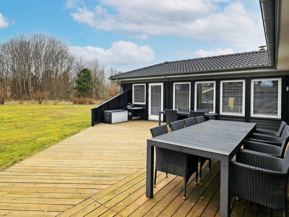 8 Person Holiday Home in Hals view 3