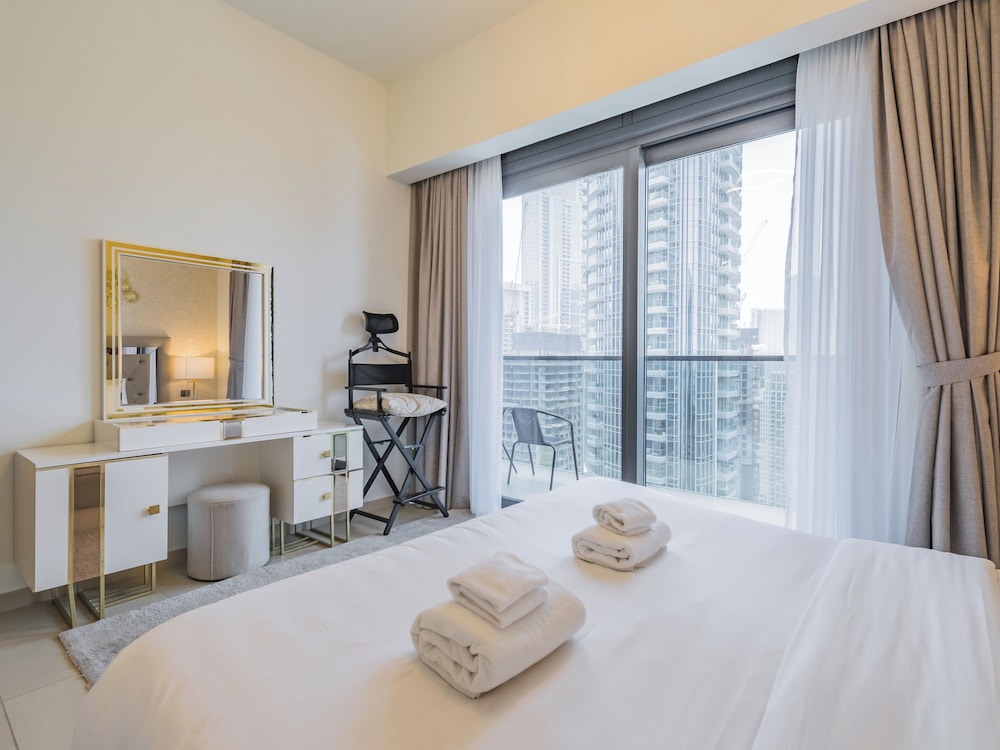 Act One - Act Two - Downtown - Emaar