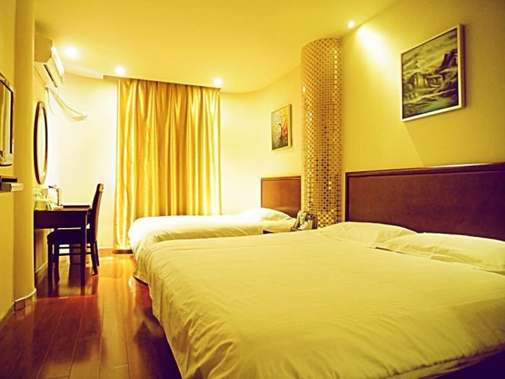GreenTree Inn Lianyungang Ganyu South Station Express Hotel