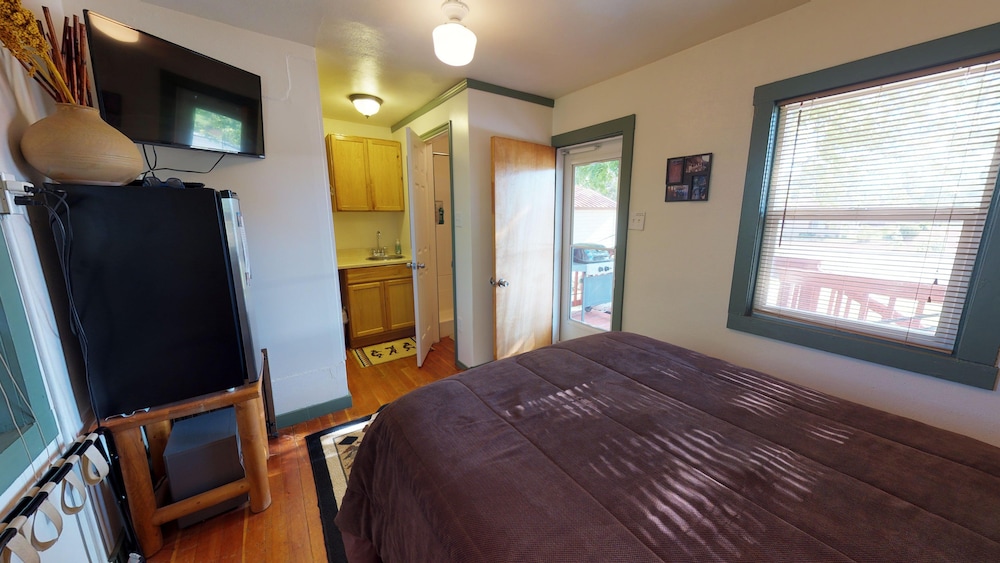 Photo 6