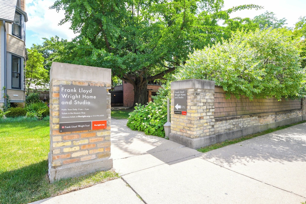 Prime Oak Park Location: Modern Home w/ Yard!