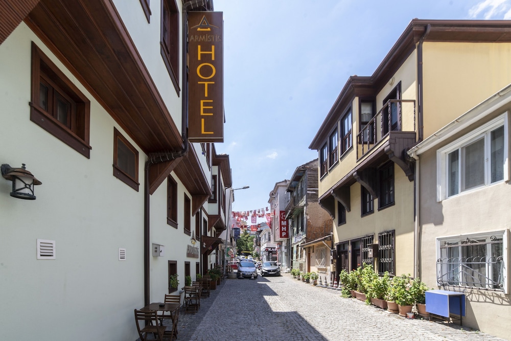 Armistis Hotel
