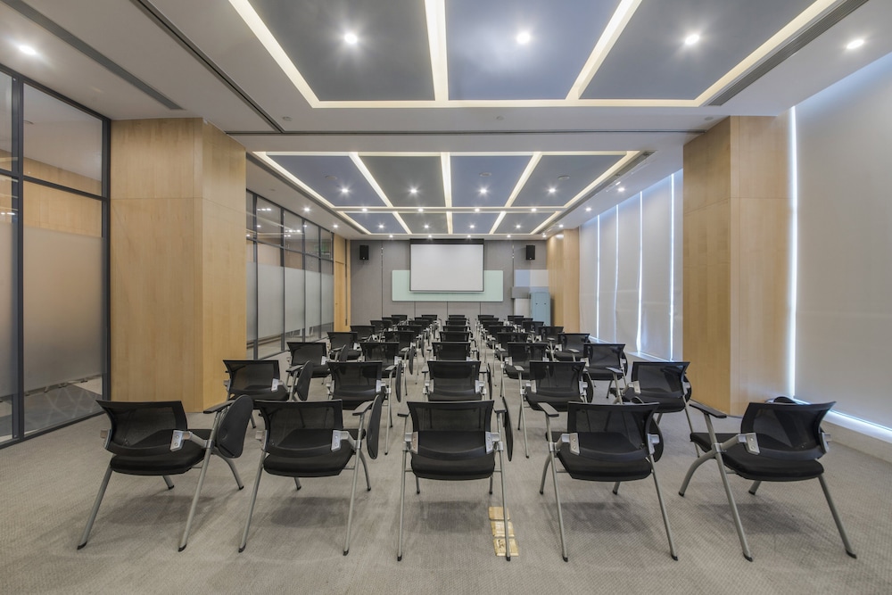 Holiday Inn Express Yantai Yeda by IHG