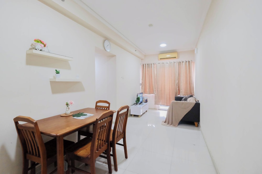 Strategic 2Br Apartment Grand Palace Kemayoran