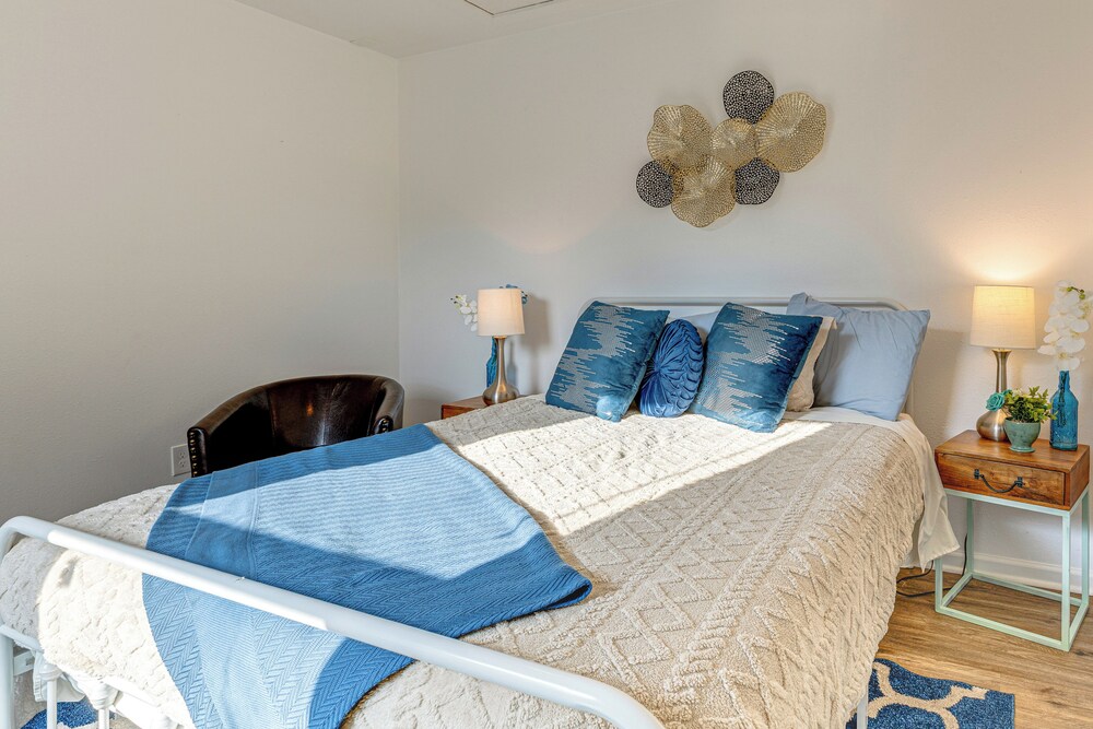 Families Welcome! Recently Renovated Home in Katy