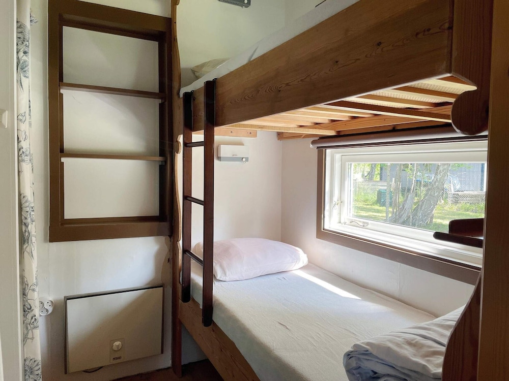 4 Person Holiday Home in Klintehamn
