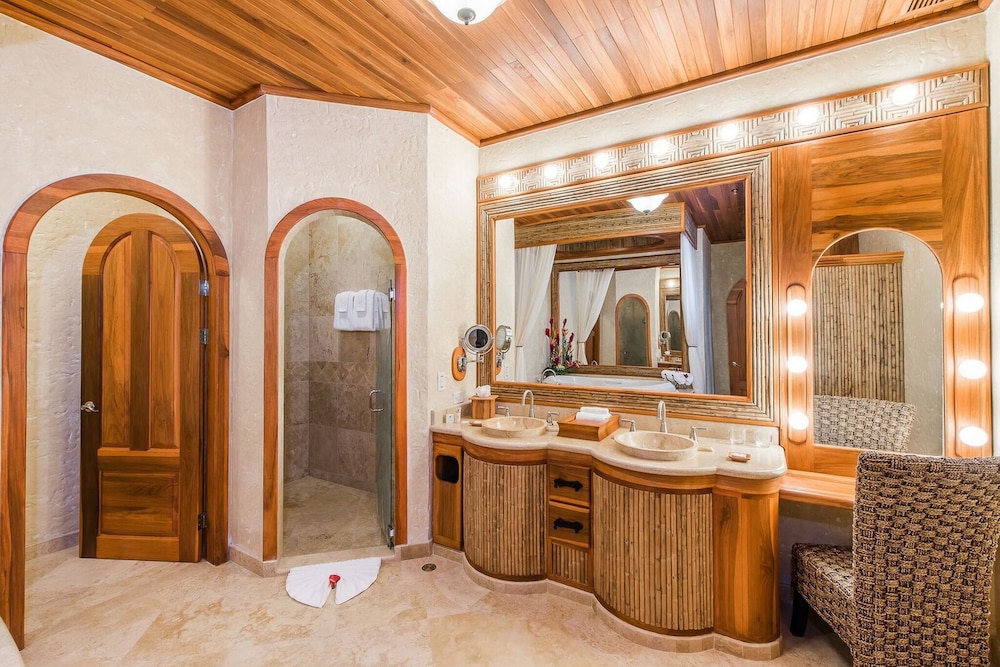 The Springs Resort & Spa at Arenal 39