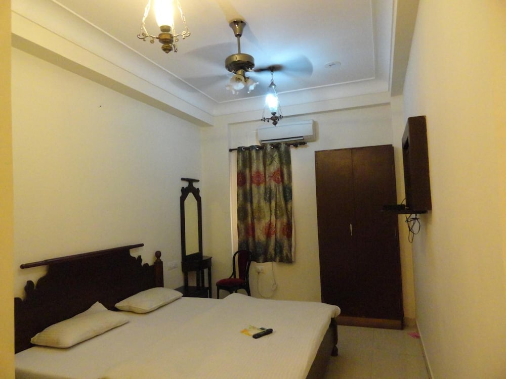 Hotel Miraya