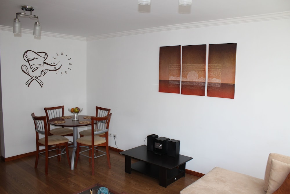 Homevoyage Suite