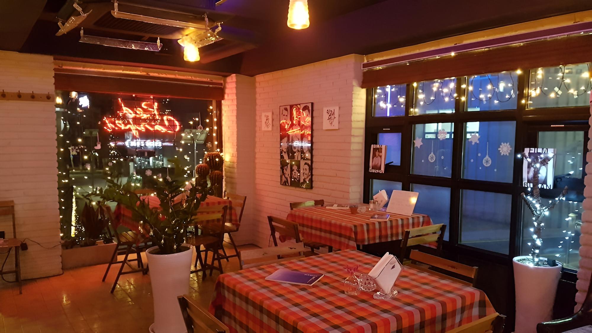 Hound Hotel Nampo