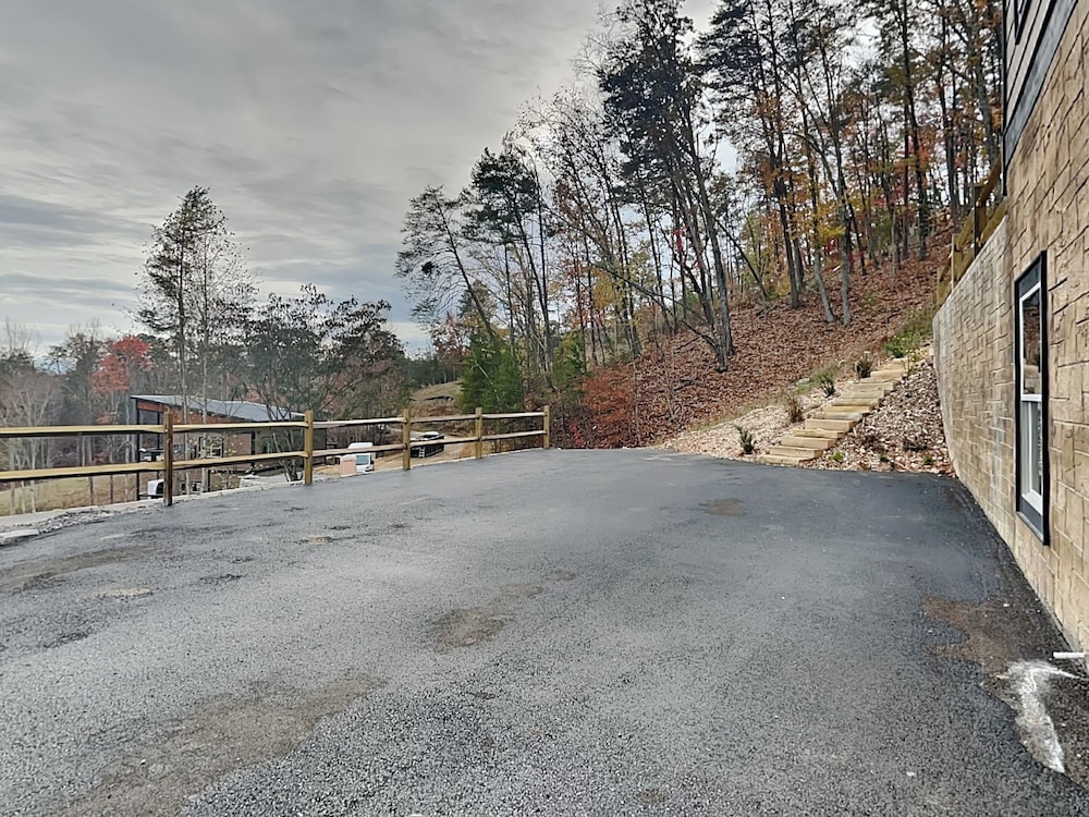 Breathless Views by Smoky Cove Resort