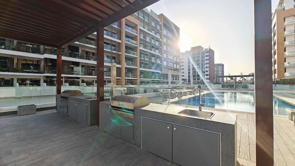 Indulging 1 Bedroom in Azizi Riviera 6